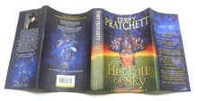 Load image into Gallery viewer, A Hat Full of Sky by Terry Pratchett