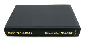 I Shall Wear Midnight by Terry Pratchett